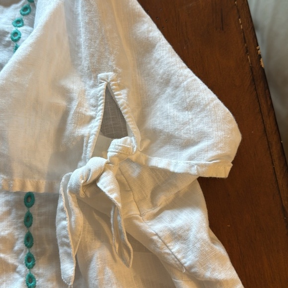 Talbots Plus Woman’s Linen Blend Embroidered Women's Top - Picture 6 of 10